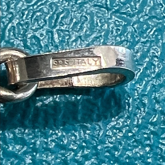 Sterling Silver Vintage Popeye and Olive Oyl pendants. - Picture 3 of 6